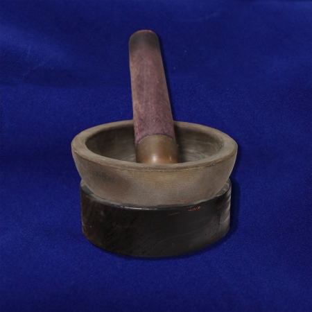 Ступка корундовая с пестиком 85*69*45 мм.